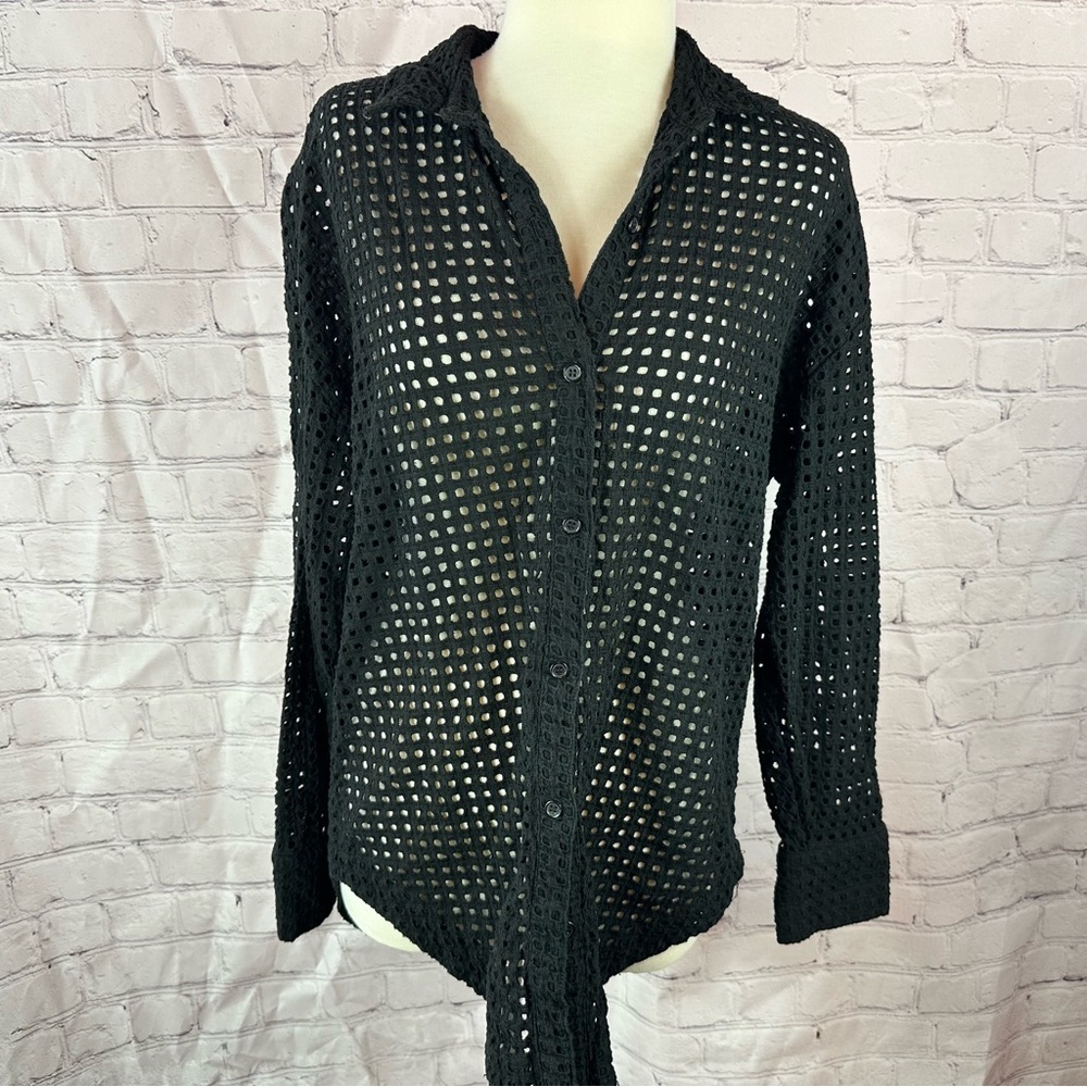 Steve Madden eyelet embroidered button down top womens M Mesh open hole layer